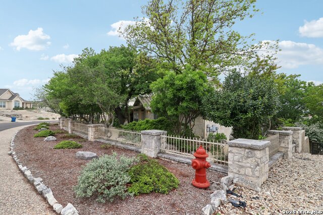 1904 Summit Ridge Dr Property Photo 46