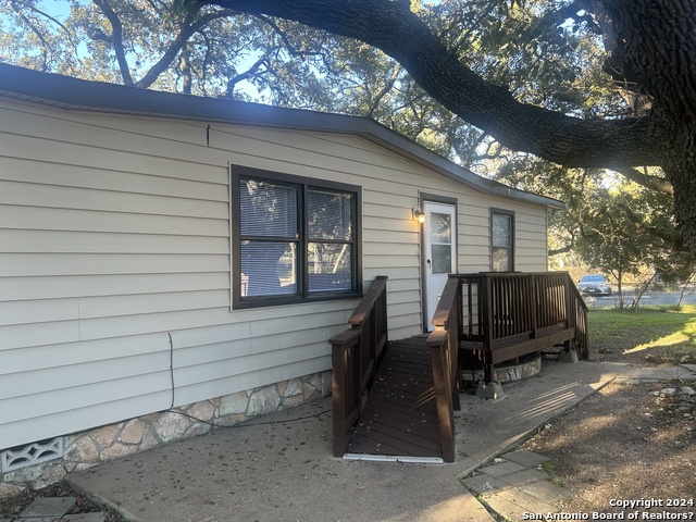24815 Aue Property Photo 5