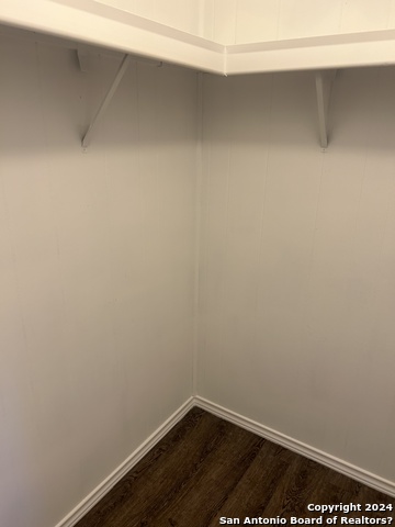 24815 Aue Property Photo 14