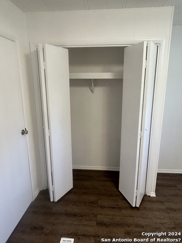 24815 Aue Property Photo 21
