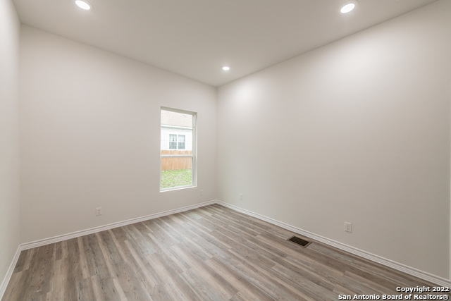 121 Highland Property Photo 20