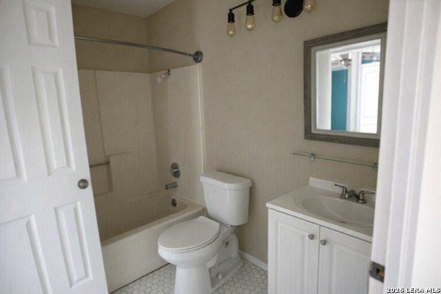 9140 Timber Path Property Photo 6