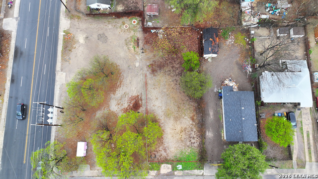 324 Truax Property Photo 8