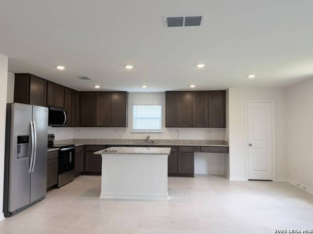 7919 Mariposa Manor Property Photo 12