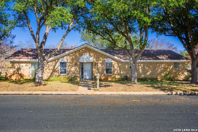 106 Seamoor Property Photo 1