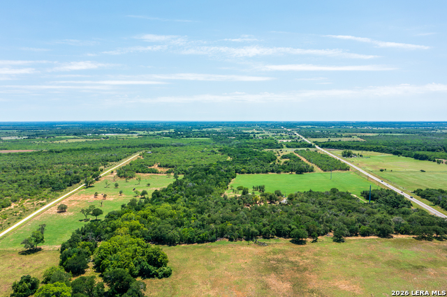11259 N State Highway 80 Property Photo 3