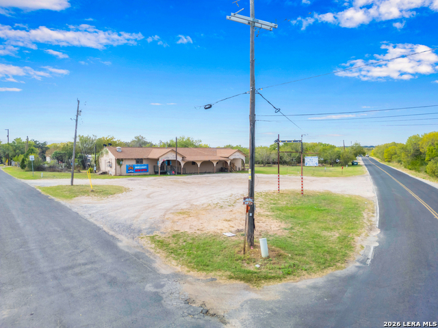 13585 Luckey Rd Property Photo 1