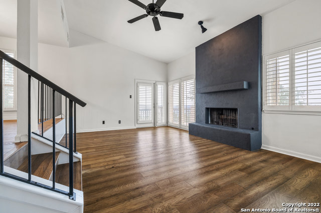17119 Terra Rosa Property Photo 3