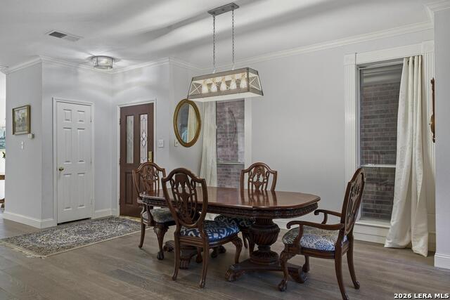 145 Elizabeth Property Photo 9