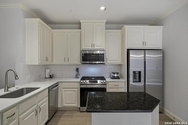 145 Elizabeth Property Photo 15
