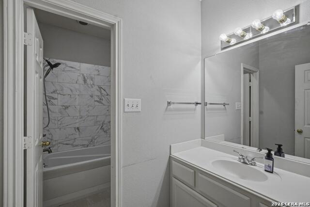145 Elizabeth Property Photo 22