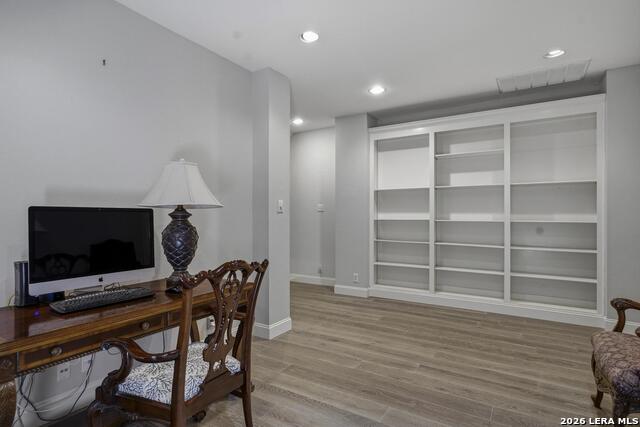 145 Elizabeth Property Photo 24
