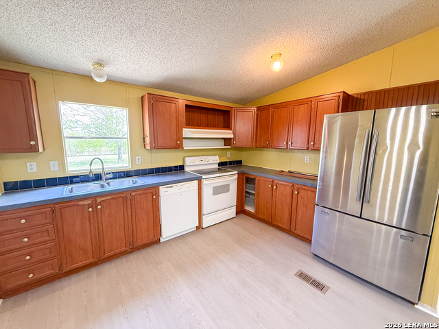 4506 Legend Falls Property Photo 15