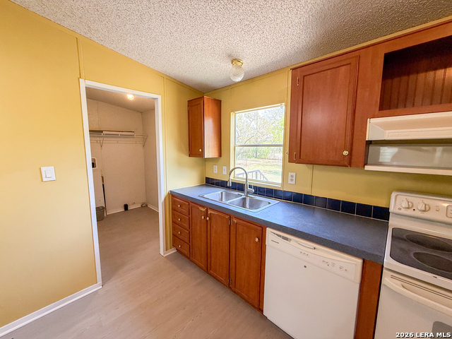 4506 Legend Falls Property Photo 16