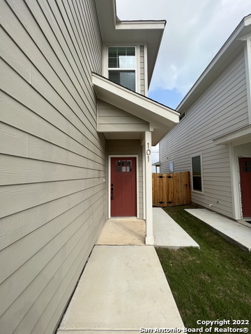 7614 Agave Bend Property Photo 4