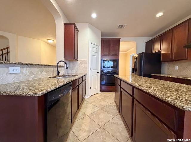 6941 Laura Hts Property Photo 2