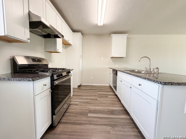 210 Expedition Way Property Photo 2