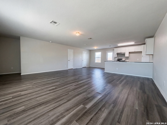 210 Expedition Way Property Photo 3