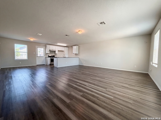 210 Expedition Way Property Photo 8