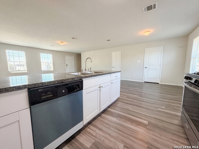 210 Expedition Way Property Photo 9