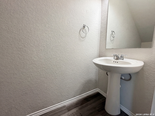 210 Expedition Way Property Photo 10