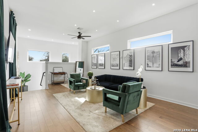 1641 N Center St Property Photo 1