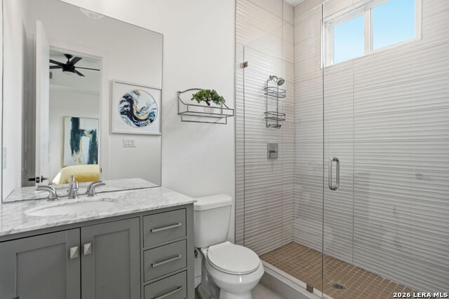 1641 N Center St Property Photo 12