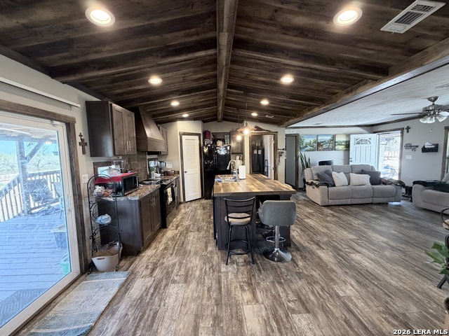 152 County Road 2667 Property Photo 26