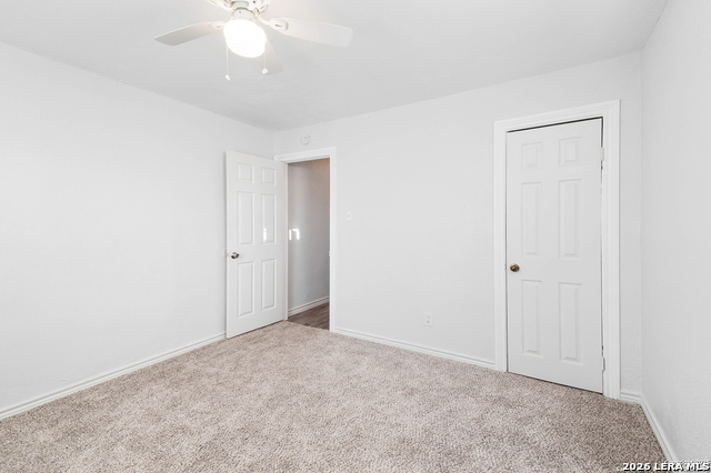 433 Azucena St Property Photo 5