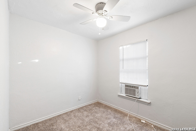 433 Azucena St Property Photo 7