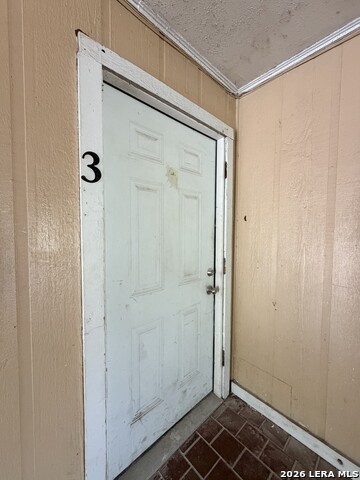 153 E Baylor Property Photo 7