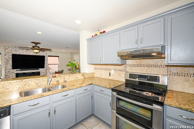 15922 Tampke Property Photo 9