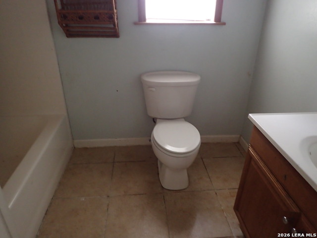 585 Indigo Property Photo 4