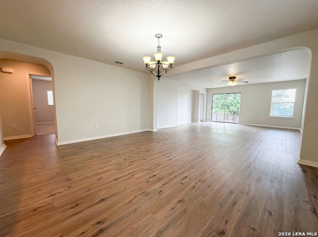 5708 Maxfli Dr Property Photo 3