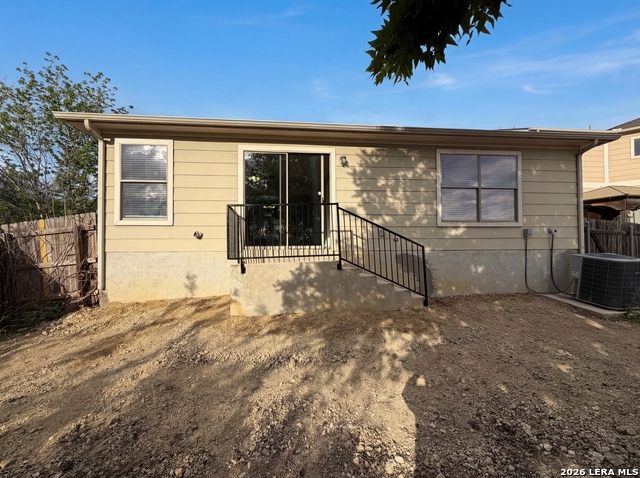 5708 Maxfli Dr Property Photo 5