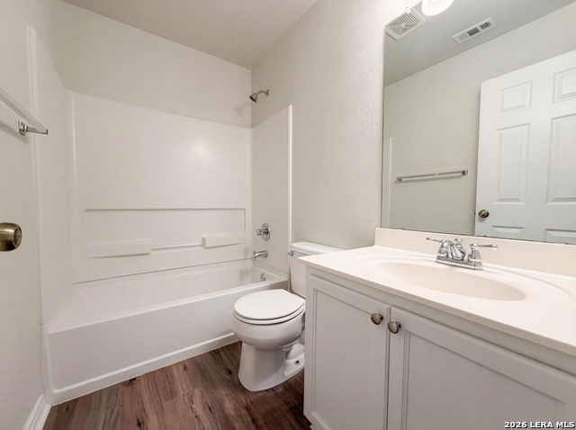 5708 Maxfli Dr Property Photo 13