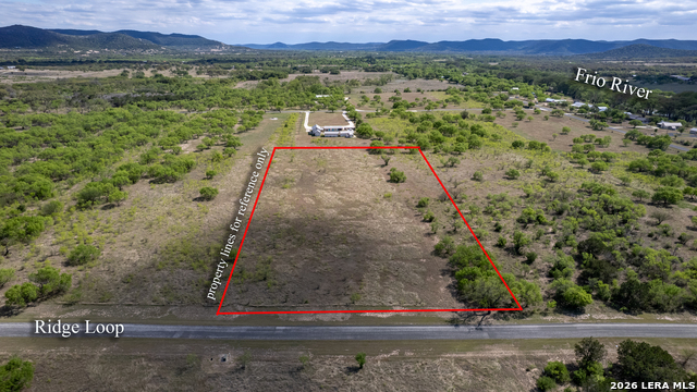 869 Ridge Loop Property Photo 1