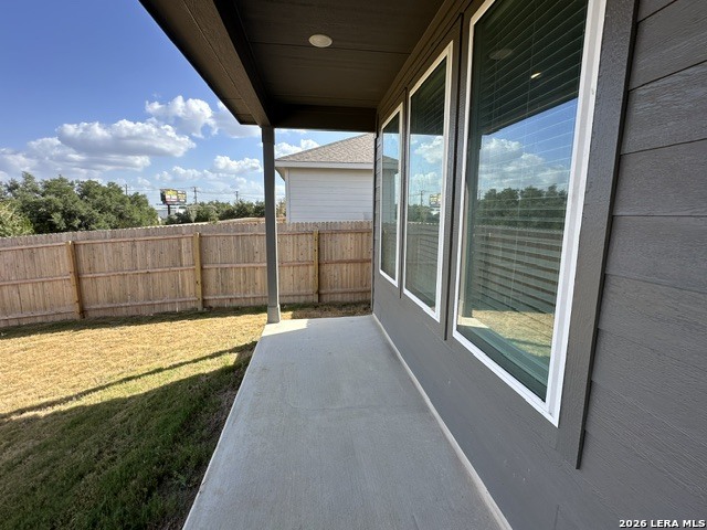 6718 Flores Rd Property Photo 22