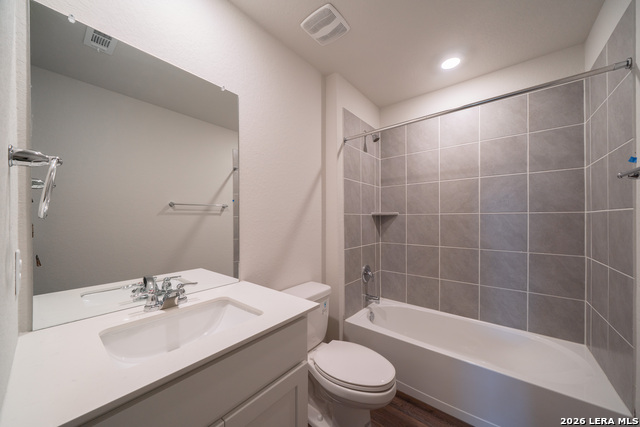 111 Sabine Gull Property Photo 10