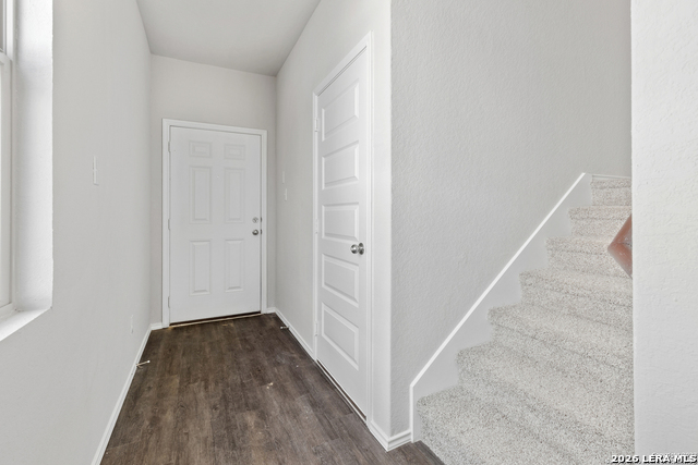 2434 Dry Moss Property Photo 3