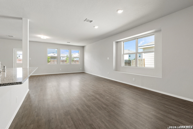 2434 Dry Moss Property Photo 8