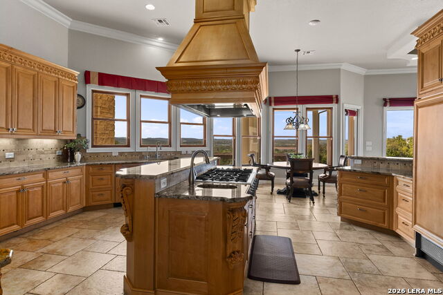 6762 Manor Hl Property Photo 17