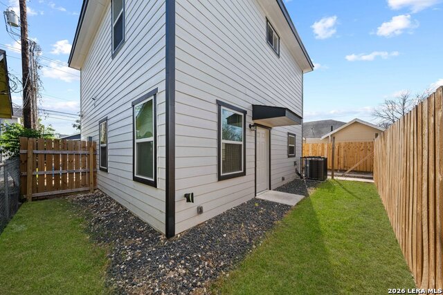 323 Gabriel Property Photo 30