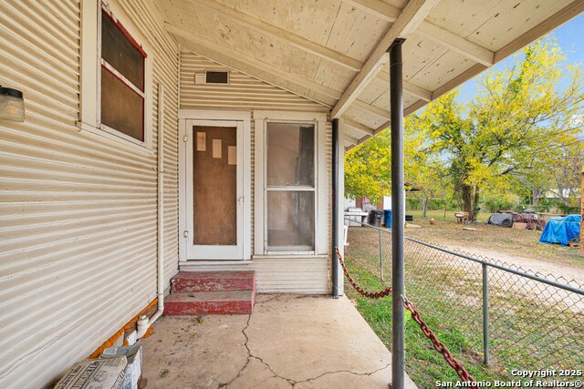 165 Division Property Photo 7