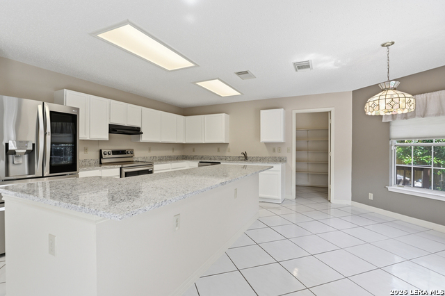 11214 Scarborough Ct