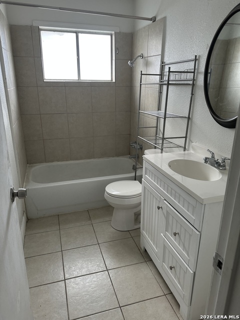 4911 Longfellow Blvd Property Photo 6