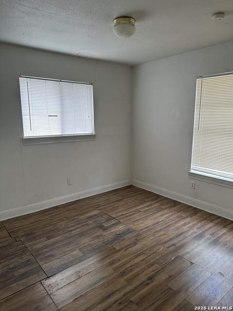 4911 Longfellow Blvd Property Photo 8