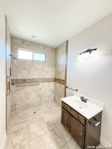 101 8th St Property Photo 29