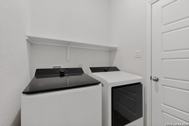 10511 Briceway Bay Property Photo 5