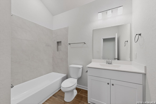 10511 Briceway Bay Property Photo 28